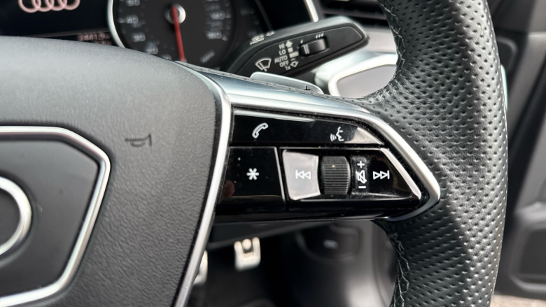 Audi A6 40 TDI S Line 4dr S Tronic Diesel Saloon